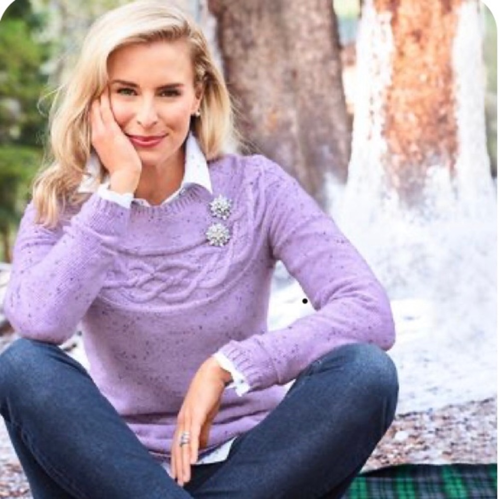 Woman’s 1x petite cable knit sweater